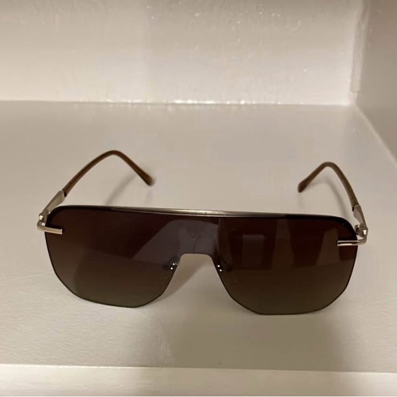 MacV Shield Sunglasses New - Picture 2 of 5